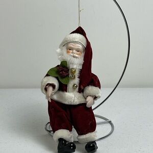 Vintage 1986 Enesco Santa Christmas Ornament Porcelain Face Hands Taiwan